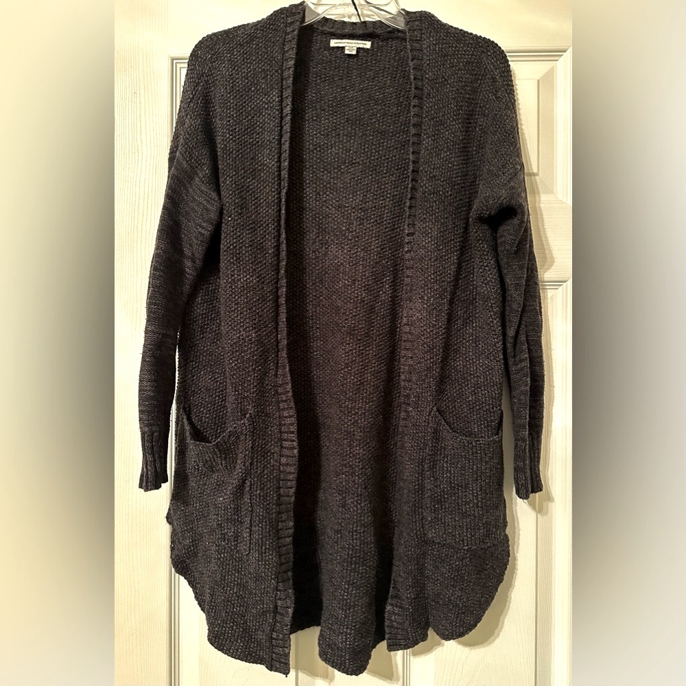 American Eagle Sweater Cardigan